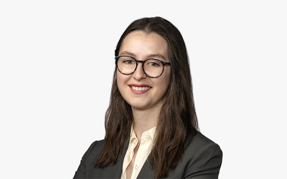 María R - Demand Gen Manager, Helios